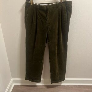Orvis Brisbane Moss Pleated Dark Olive Green Corduroy Pants Size 42